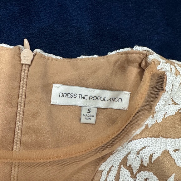 Dress the Population White and Cream Lace Long Sleeve Dress - Picture 10 of 10